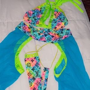 Exotic dancer wear